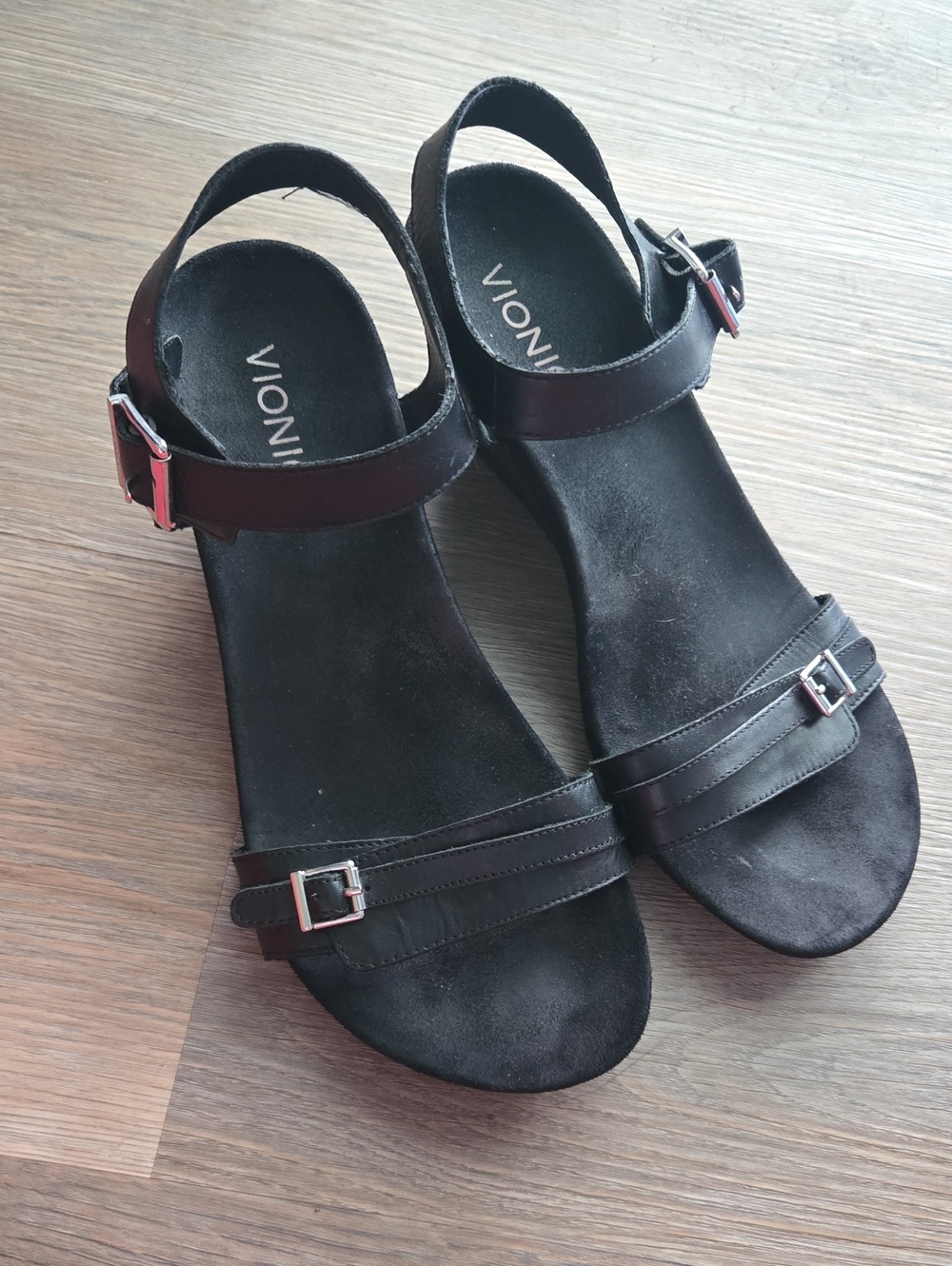 Vionic Black Wedge Sandals